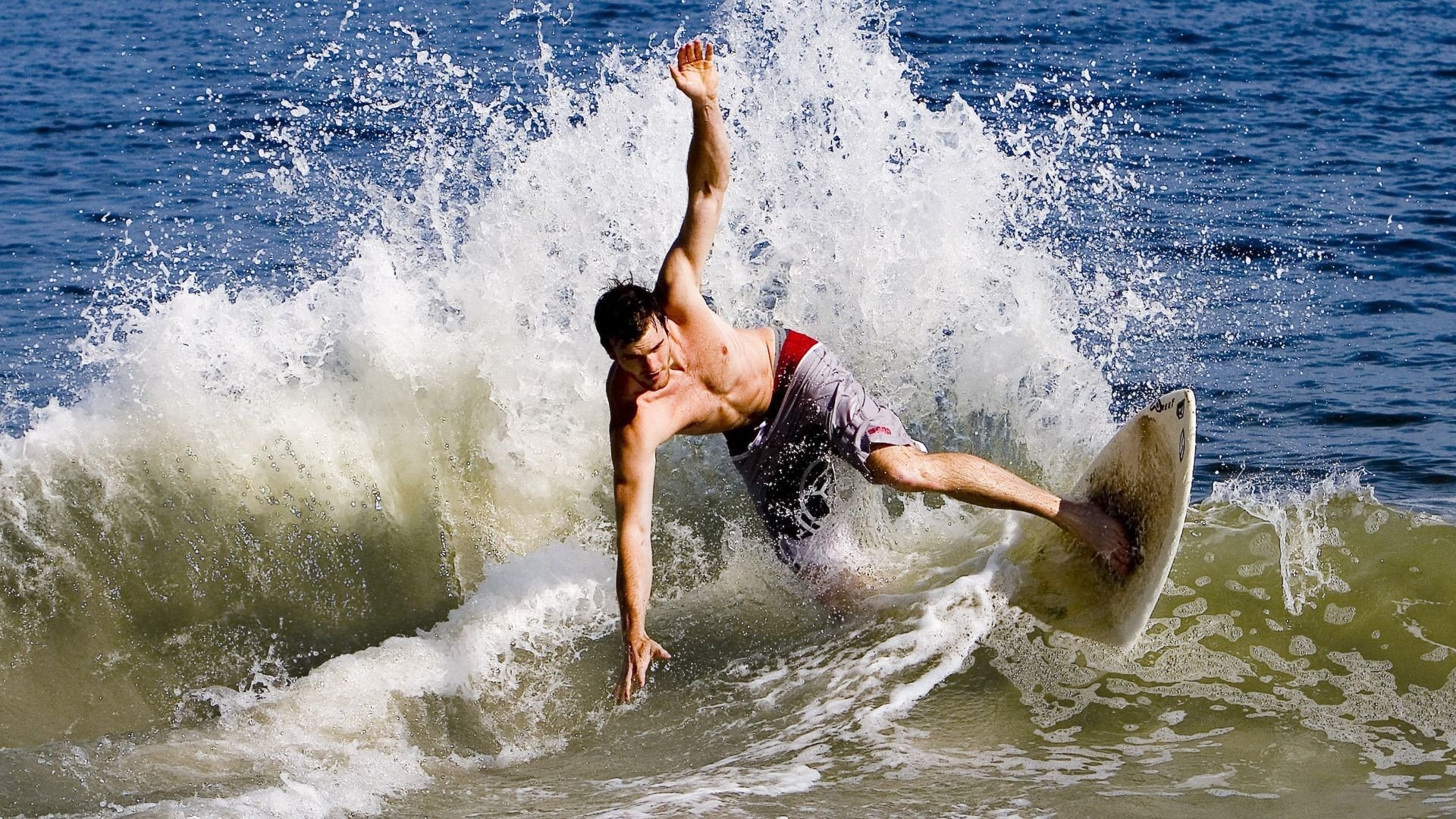 爱游互娱游戏官网-英超精彩集锦：我们不一样的足球瞬间，英超集锦2020-2021